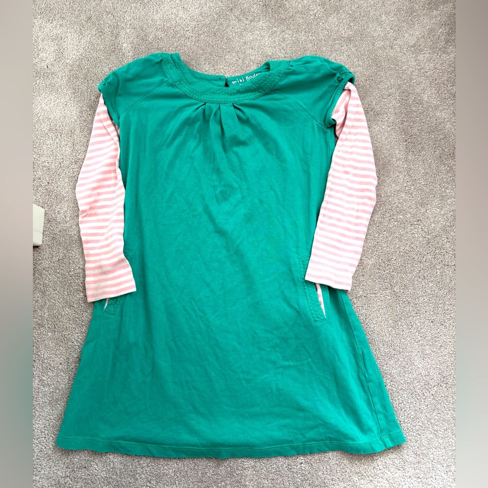 Mini Boden Girls size 6-7 Dress